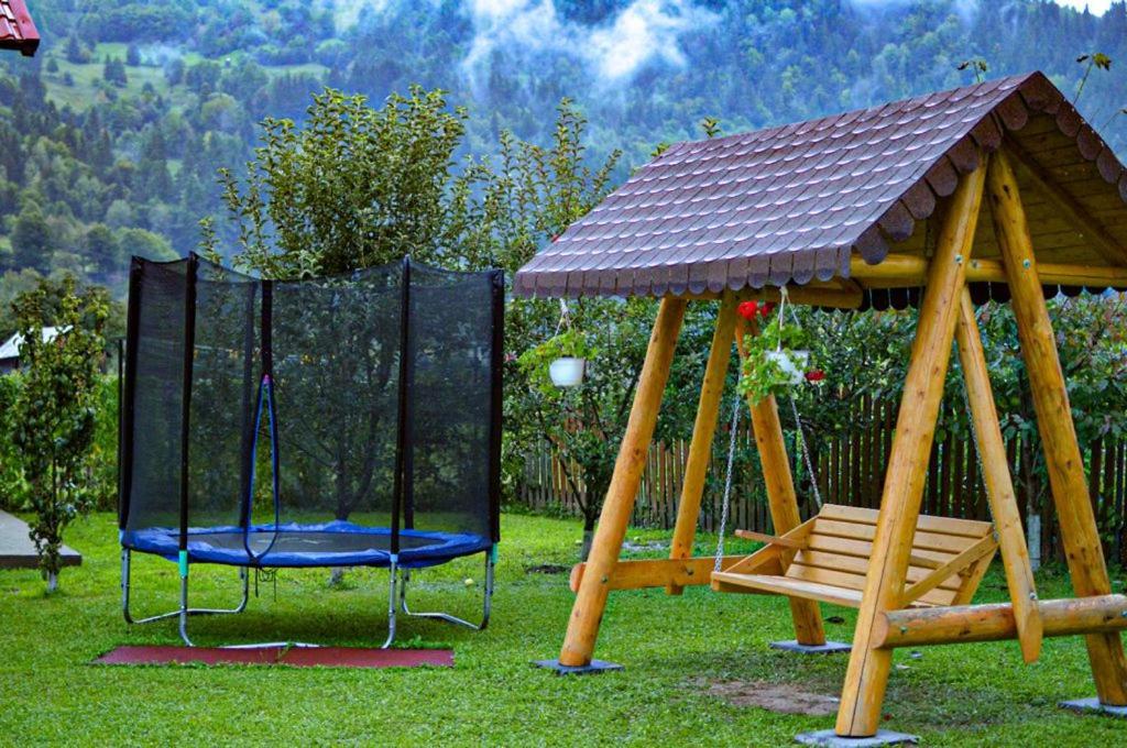 Casa Prundari Nicu Si Mirela Hotel Poiana Teiului Екстериор снимка